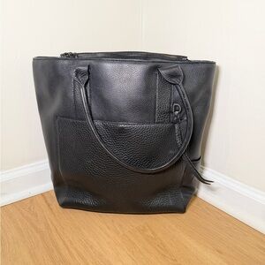 Dagne Dover Black Leather Tote Bag
